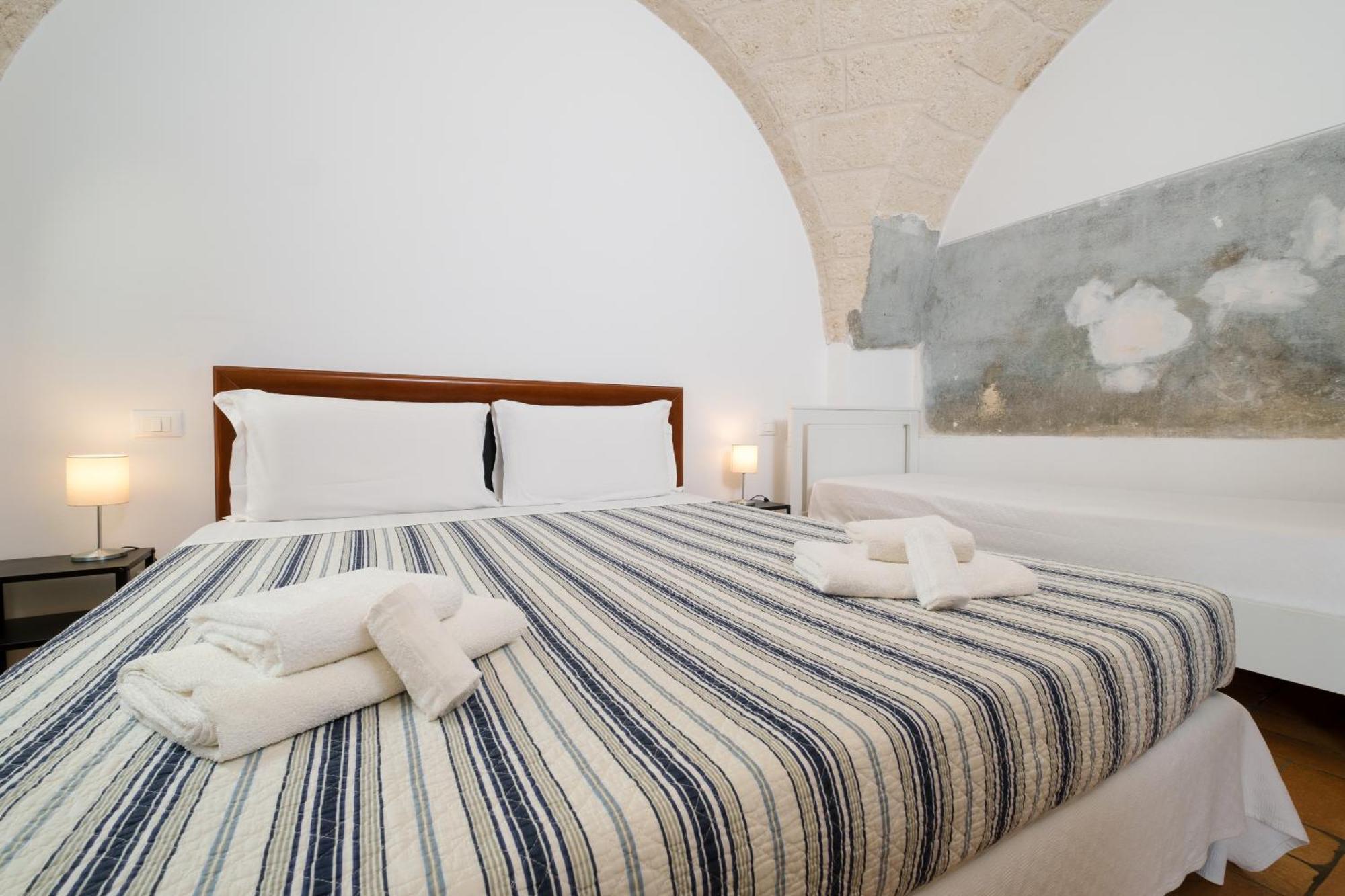 Masseria Borgo Santuri Ostuni Kamer foto